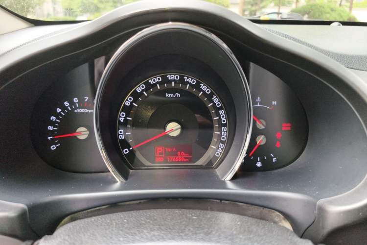 Used Kia Sportage R 2012 2.0L Automatic Two-Wheel Drive GLS Instrument Cluster