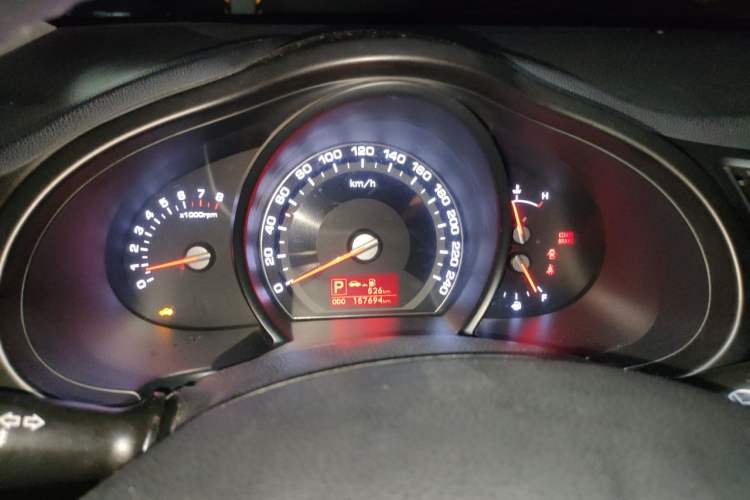 Used Kia Sportage R 2012 2.0L Automatic Two-Wheel Drive GL Trim Instrument Cluster