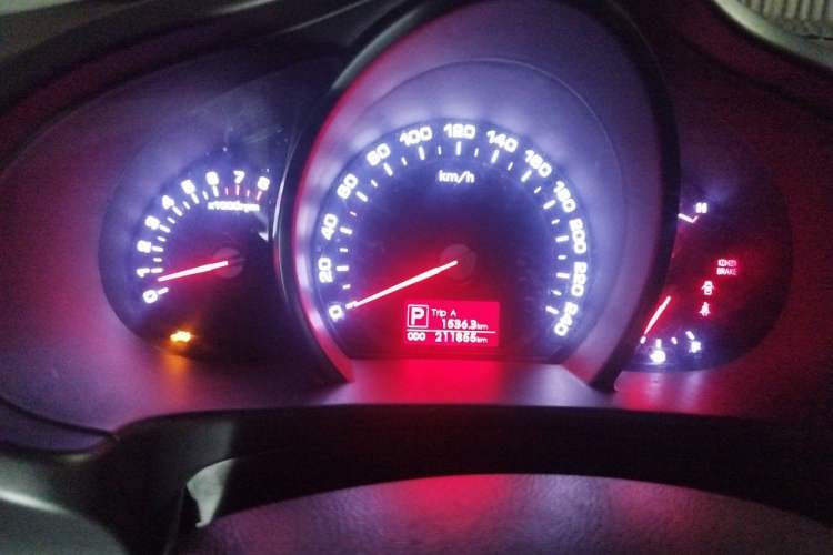 Used Kia Sportage R 2012 2.0L Automatic Two-Wheel Drive GL Trim Instrument Cluster