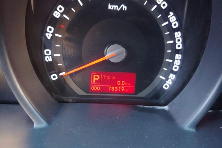 Used Kia Sportage R 2012 2.0L Automatic Two-Wheel Drive GL Trim Instrument Cluster