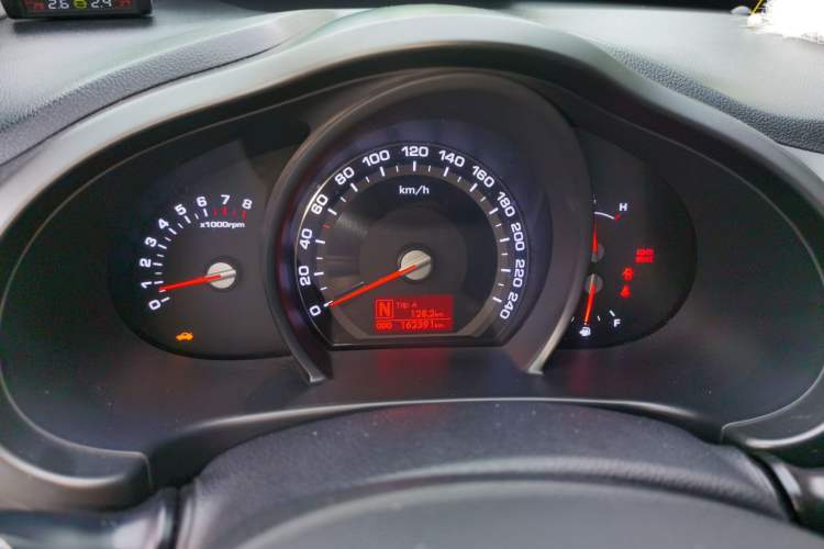 Used Kia Sportage R 2012 2.0L Automatic Two-Wheel Drive GL Trim Instrument Cluster
