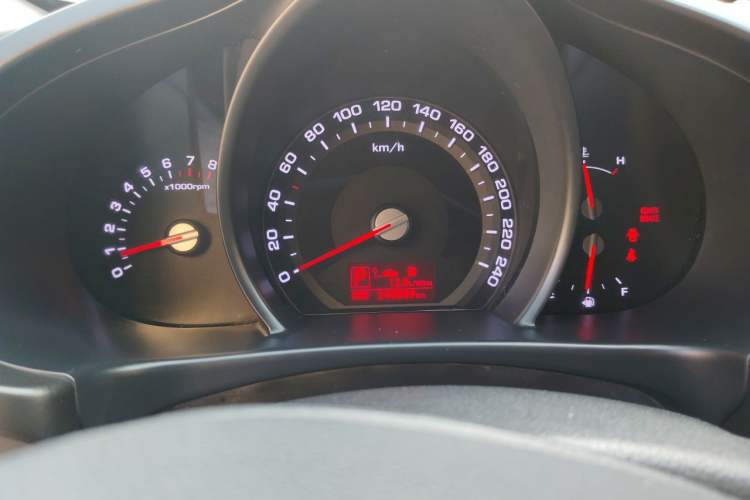 Used Kia Sportage R 2012 2.0L Automatic Two-Wheel Drive GL Trim Instrument Cluster