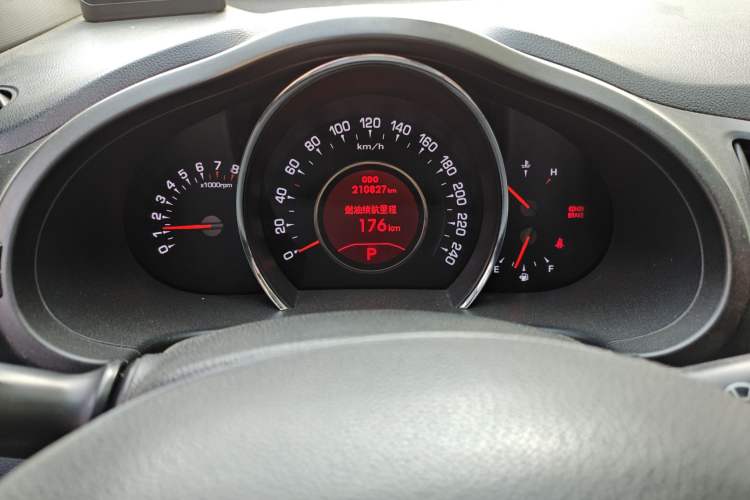 Used Kia Sportage R 2012 2.0L Automatic Two-Wheel Drive NAVI Instrument Cluster