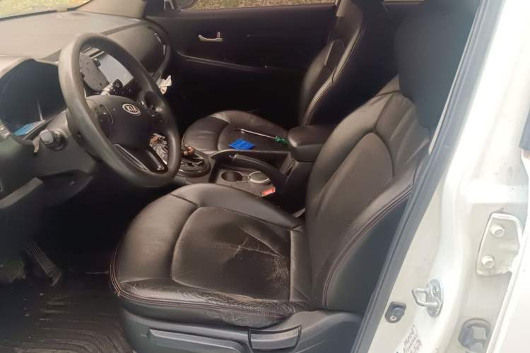 Used Kia Sportage R 2012 2.0L Automatic Two-Wheel Drive GL Trim Left Front Seat