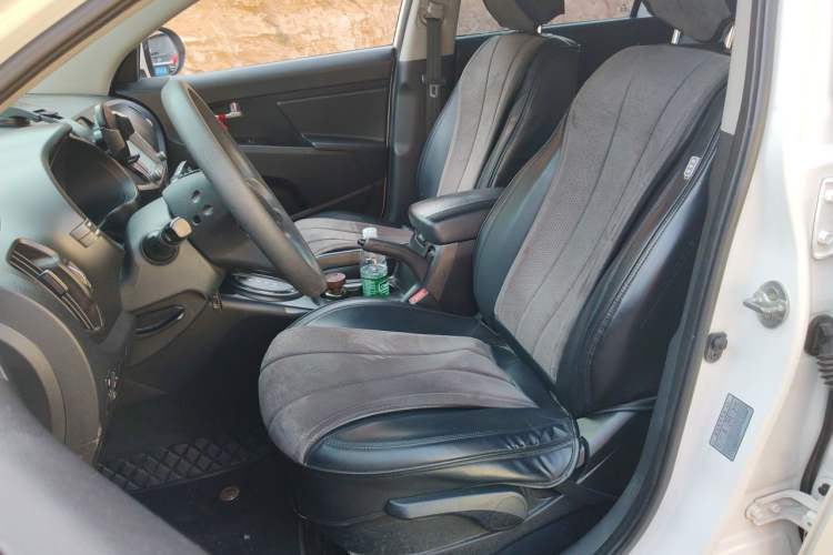 Used Kia Sportage R 2012 2.0L Automatic Two-Wheel Drive GL Trim Left Front Seat