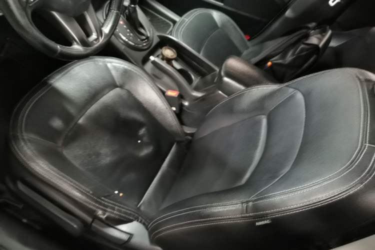 Used Kia Sportage R 2012 2.0L Automatic Two-Wheel Drive GLS Left Front Seat