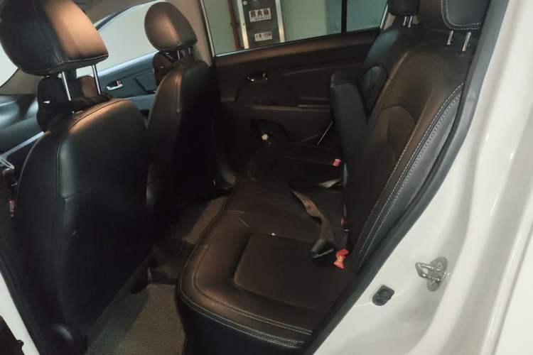 Used Kia Sportage R 2012 2.0L Automatic Two-Wheel Drive NAVI Left Rear Seat