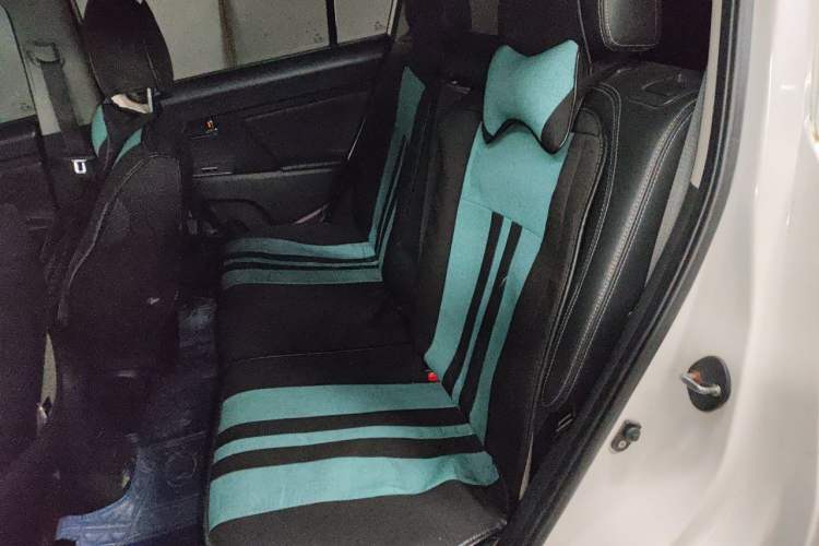 Used Kia Sportage R 2012 2.0L Automatic Two-Wheel Drive GLS Left Rear Seat