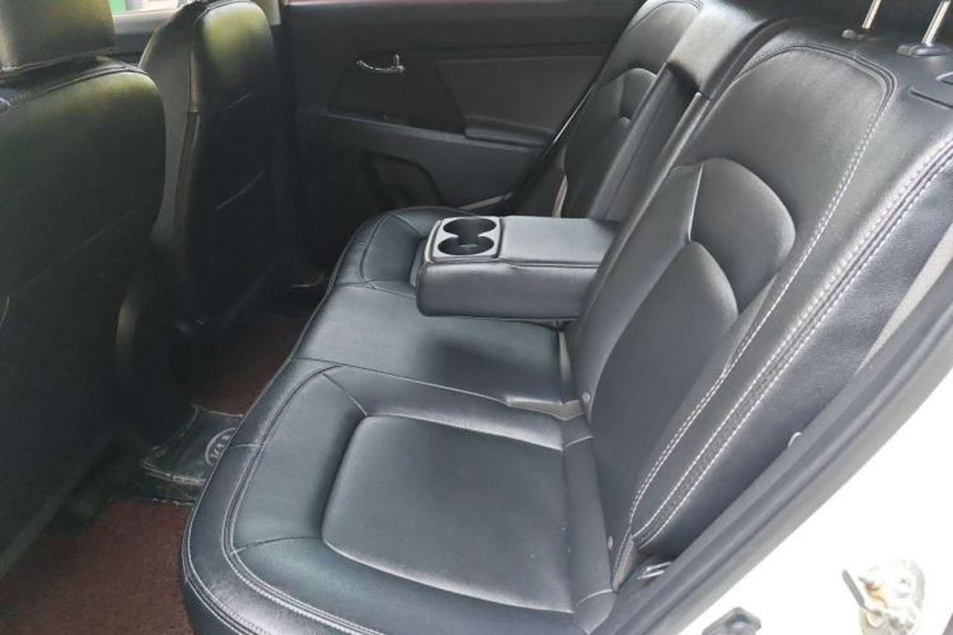 Used Kia Sportage R 2012 2.0L Automatic Two-Wheel Drive NAVI Left Rear Seat