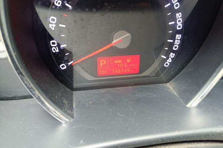 Used Kia Sportage R 2012 2.0L Automatic Two-Wheel Drive GLS Odometer Close Up