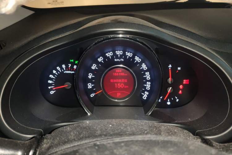Used Kia Sportage R 2012 2.0L Automatic Two-Wheel Drive NAVI Odometer Close Up