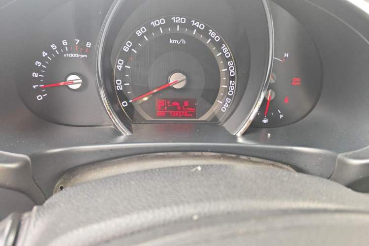 Used Kia Sportage R 2012 2.0L Automatic Two-Wheel Drive GLS Odometer Close Up