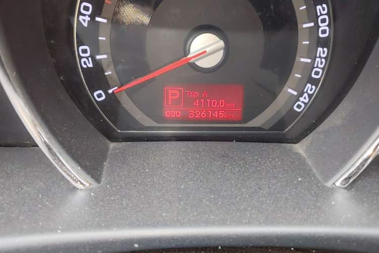 Used Kia Sportage R 2012 2.0L Automatic Two-Wheel Drive GLS Odometer Close Up