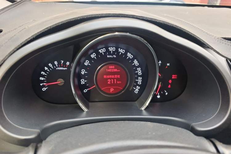 Used Kia Sportage R 2012 2.0L Automatic Two-Wheel Drive NAVI Odometer Close Up