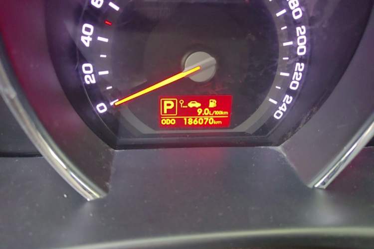 Used Kia Sportage R 2012 2.0L Automatic Two-Wheel Drive GLS Odometer Close Up