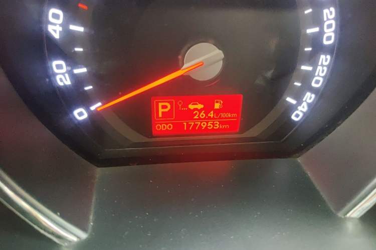 Used Kia Sportage R 2012 2.0L Automatic Two-Wheel Drive GLS Odometer Close Up