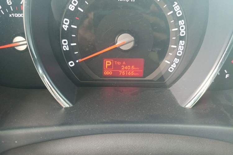 Used Kia Sportage R 2012 2.0L Automatic Two-Wheel Drive GLS Odometer Close Up