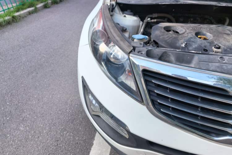 Used Kia Sportage R 2012 2.0L Automatic Two-Wheel Drive NAVI Right Front Headlight