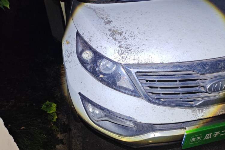 Used Kia Sportage R 2012 2.0L Automatic Two-Wheel Drive GLS Right Front Headlight