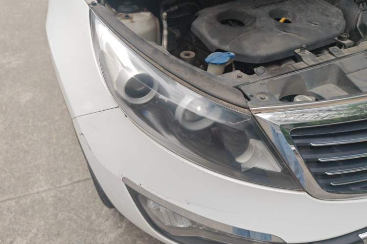 Used Kia Sportage R 2012 2.0L Automatic Two-Wheel Drive NAVI Right Front Headlight