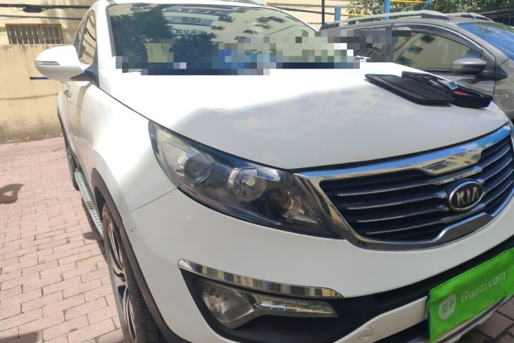 Used Kia Sportage R 2012 2.0L Automatic Two-Wheel Drive GLS Right Front Headlight
