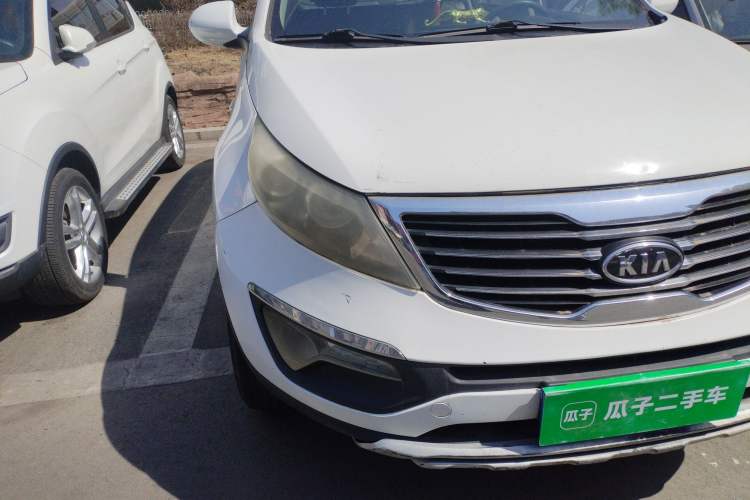 Used Kia Sportage R 2012 2.0L Automatic Two-Wheel Drive GL Trim Right Front Headlight