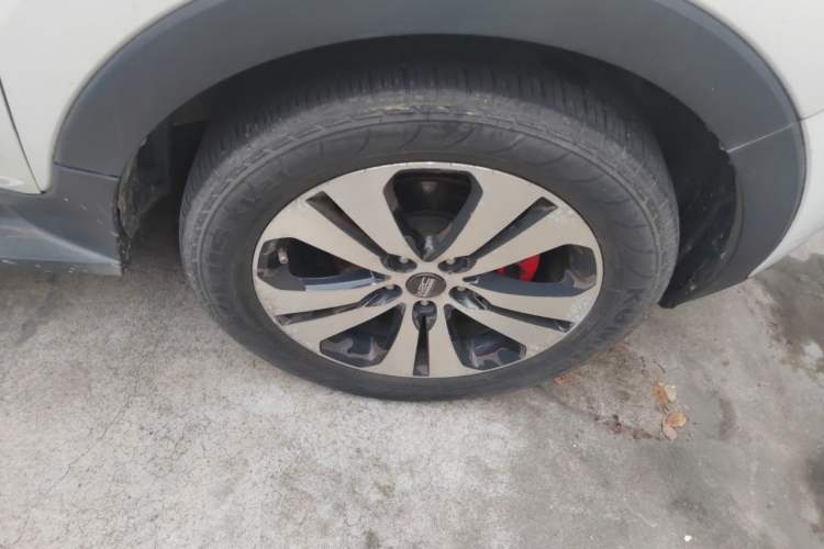 Used Kia Sportage R 2012 2.0L Automatic Two-Wheel Drive NAVI Right Front Wheel Hub