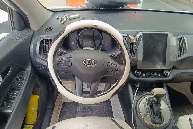Used Kia Sportage R 2012 2.0L Automatic Two-Wheel Drive GLS Steering Wheel