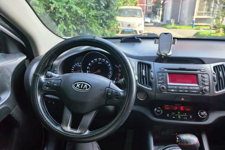 Used Kia Sportage R 2012 2.0L Automatic Two-Wheel Drive NAVI Steering Wheel