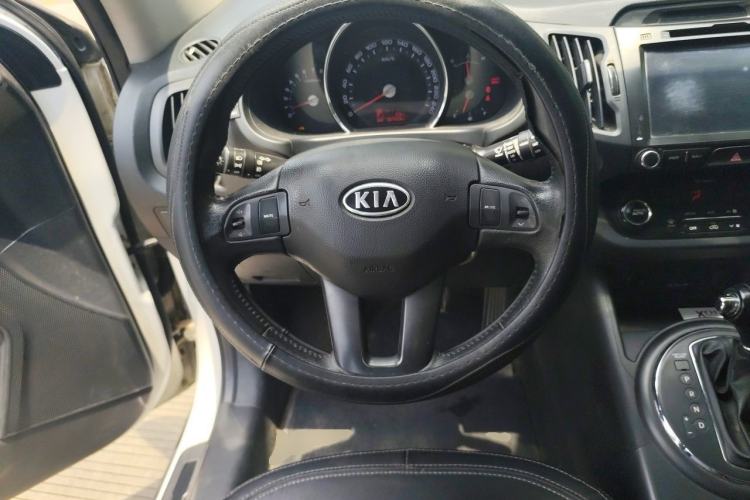 Used Kia Sportage R 2012 2.0L Automatic Two-Wheel Drive GLS Steering Wheel