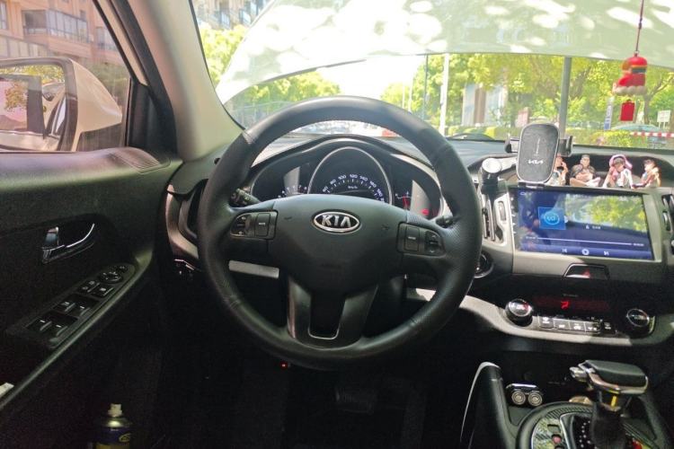 Used Kia Sportage R 2012 2.0L Automatic Two-Wheel Drive GLS Steering Wheel