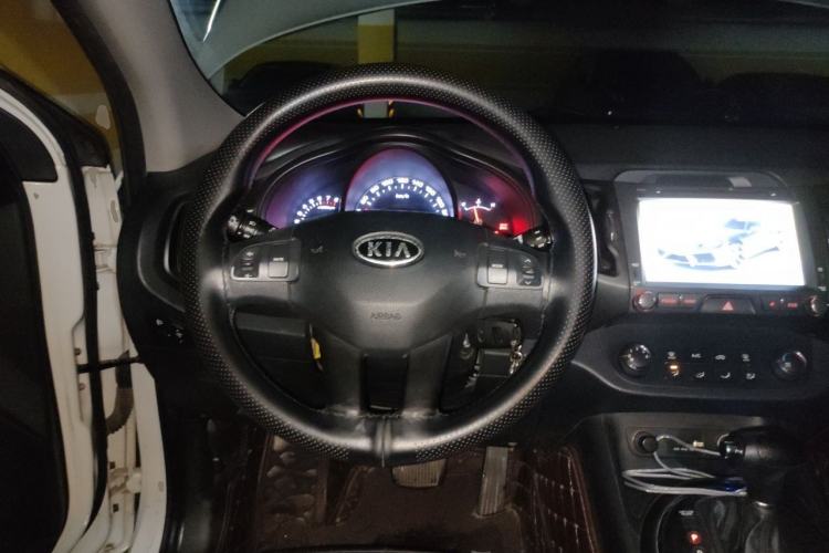 Used Kia Sportage R 2012 2.0L Automatic Two-Wheel Drive GL Trim Steering Wheel