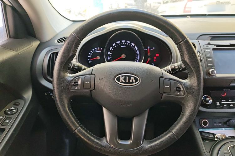 Used Kia Sportage R 2012 2.0L Automatic Two-Wheel Drive GL Trim Steering Wheel