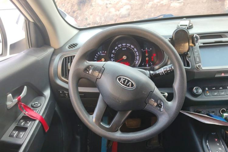 Used Kia Sportage R 2012 2.0L Automatic Two-Wheel Drive GL Trim Steering Wheel