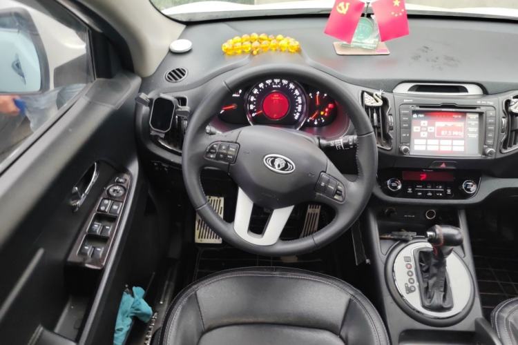 Used Kia Sportage R 2012 2.0L Automatic Two-Wheel Drive NAVI Steering Wheel