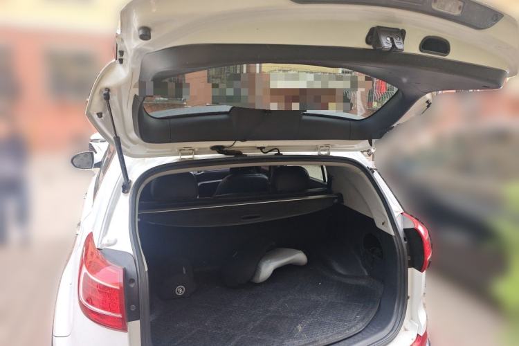 Used Kia Sportage R 2012 2.0L Automatic Two-Wheel Drive NAVI Trunk