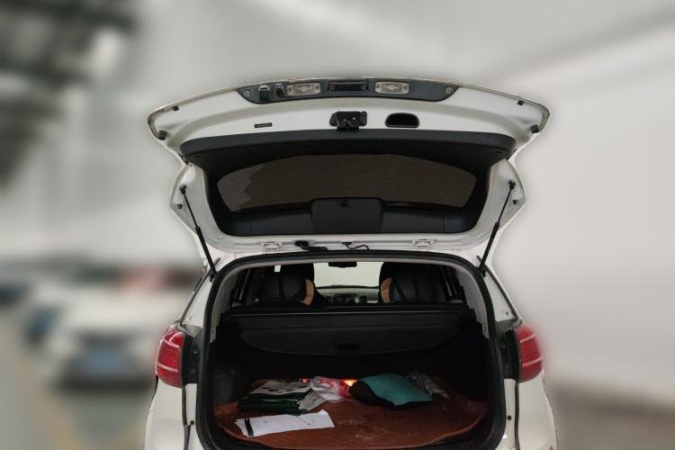 Used Kia Sportage R 2012 2.0L Automatic Two-Wheel Drive GLS Trunk