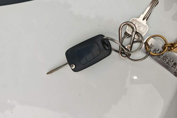 Used Kia Sportage R 2012 2.0L Manual Two-Wheel Drive GL Trim Vehicle Key