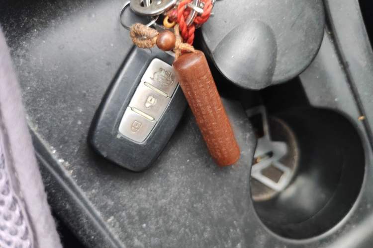 Used Kia Sportage R 2012 2.0L Automatic Two-Wheel Drive NAVI Vehicle Key