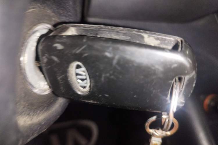 Used Kia Sportage R 2012 2.0L Automatic Two-Wheel Drive GL Trim Vehicle Key