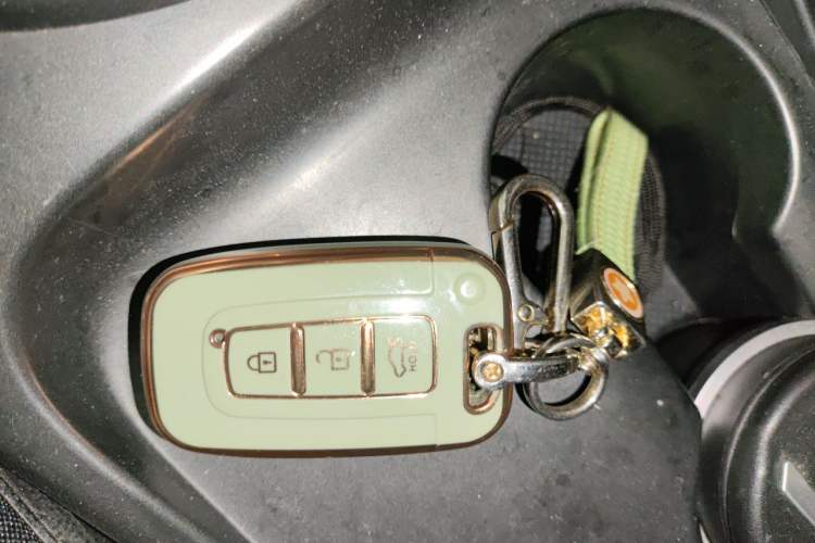 Used Kia Sportage R 2012 2.0L Automatic Two-Wheel Drive GLS Vehicle Key