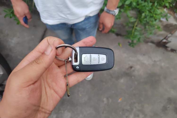 Used Kia Sportage R 2012 2.0L Automatic Two-Wheel Drive NAVI Vehicle Key