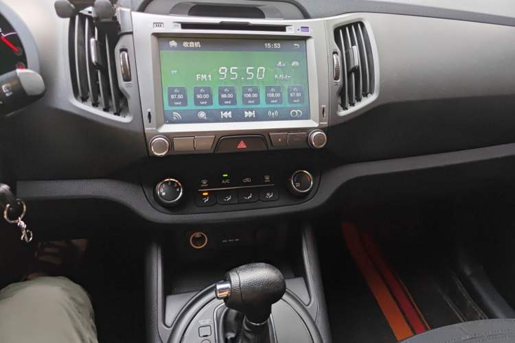 Used Kia Sportage R 2012 2.0L Automatic Two-Wheel Drive GL Trim Audio And AC Panel