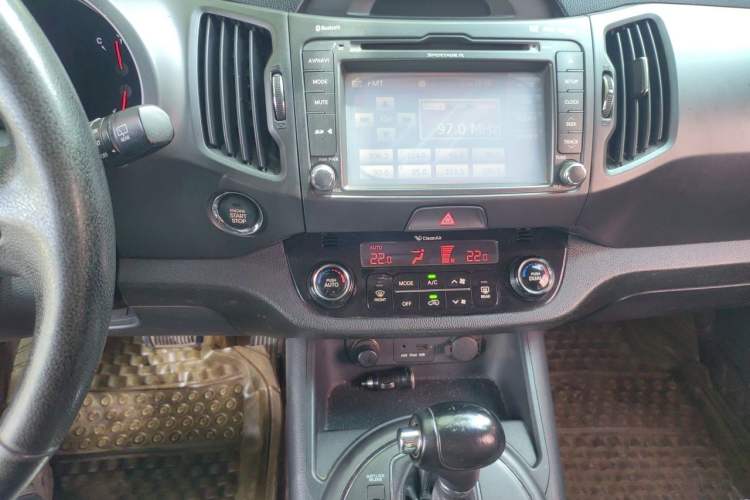 Used Kia Sportage R 2012 2.0L Automatic Two-Wheel Drive NAVI Audio And AC Panel