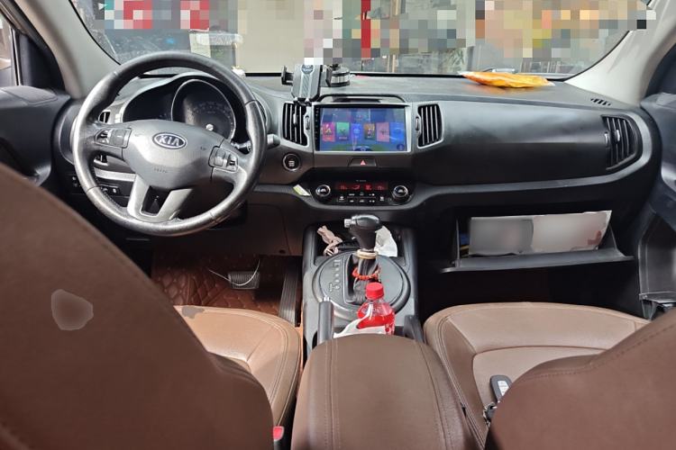 Used Kia Sportage R 2012 2.0L Automatic Two-Wheel Drive NAVI Center Console