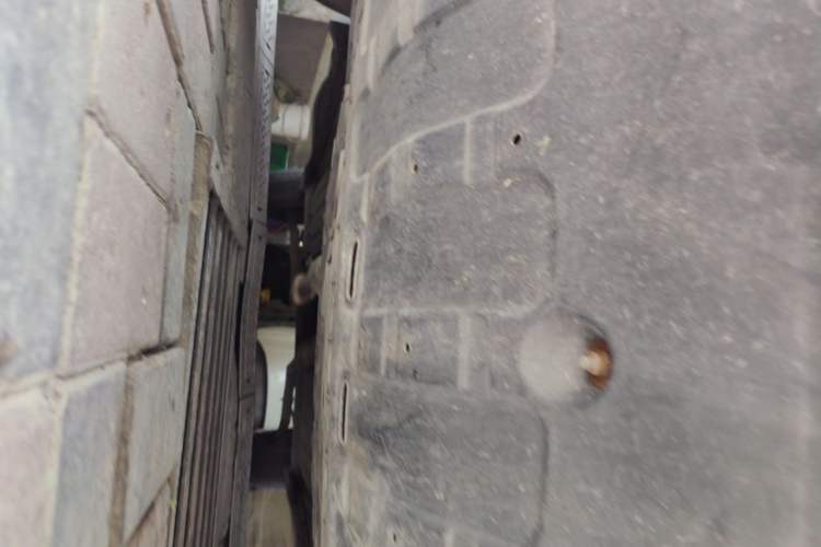 Used Kia Sportage R 2012 2.0L Automatic Two-Wheel Drive GLS Chassis Front