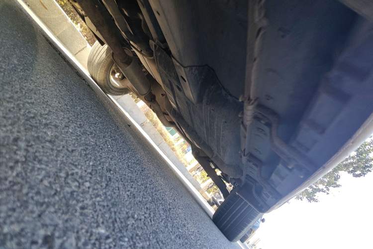Used Kia Sportage R 2012 2.0L Automatic Two-Wheel Drive GLS Chassis Front Left
