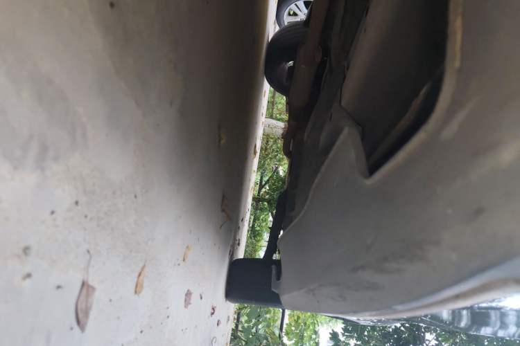 Used Kia Sportage R 2012 2.0L Automatic Two-Wheel Drive NAVI Chassis Front Left