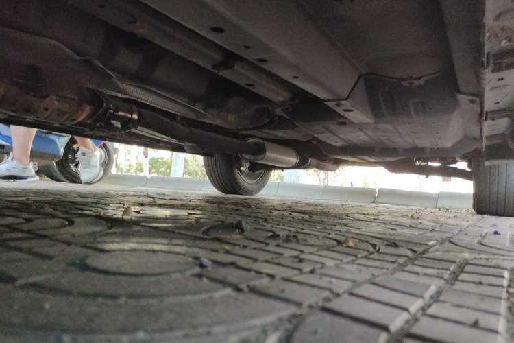 Used Kia Sportage R 2012 2.0L Automatic Two-Wheel Drive NAVI Chassis Front Left