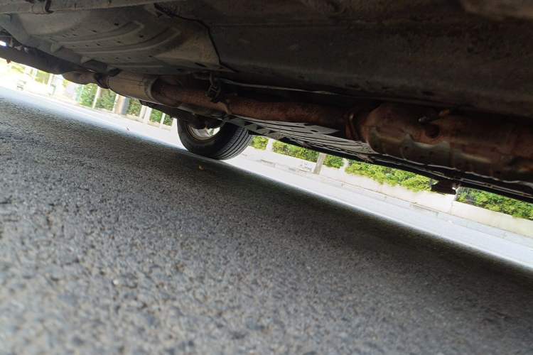 Used Kia Sportage R 2012 2.0L Automatic Two-Wheel Drive GLS Chassis Front Right